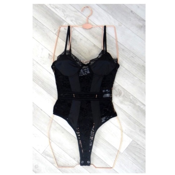 SOLD - Picture 1 of 4